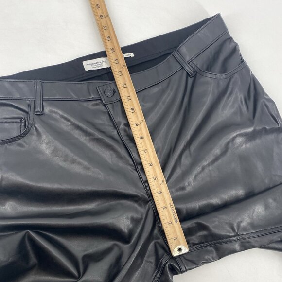 Abercrombie & Fitch Plus Size 20R The 90s Straight Ultra High Rise Vegan Leather - Picture 8 of 12